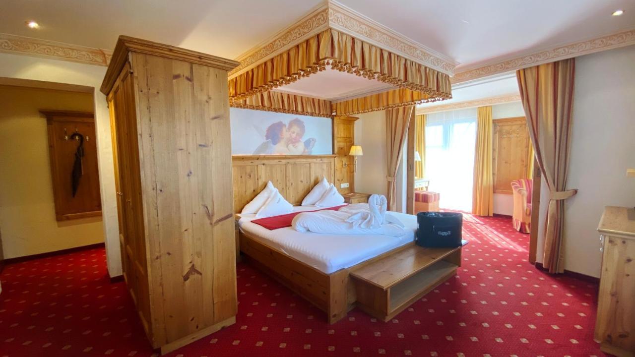 ... Mein Romantisches Hotel Toalstock Fiss Exterior photo