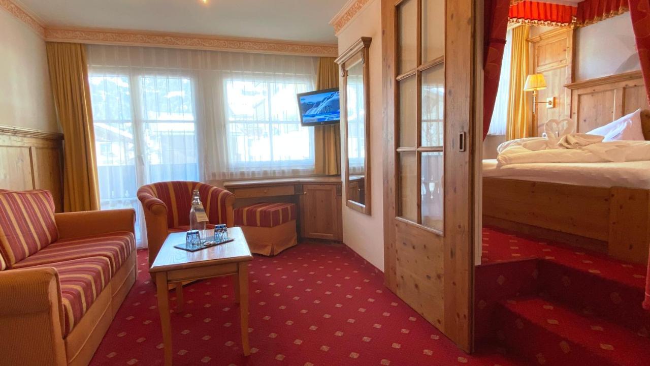 ... Mein Romantisches Hotel Toalstock Fiss Exterior photo