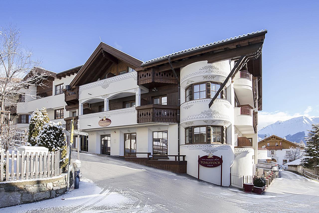 ... Mein Romantisches Hotel Toalstock Fiss Exterior photo